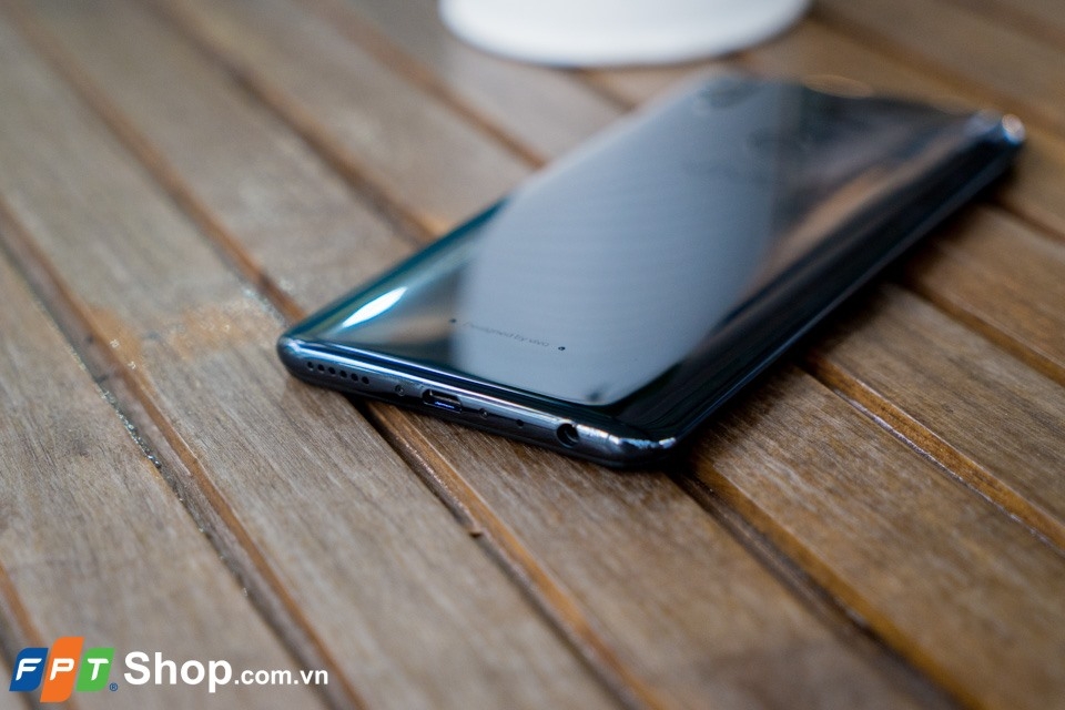 Zenfone 5 vs OPPO F7 vs Vivo V9 08