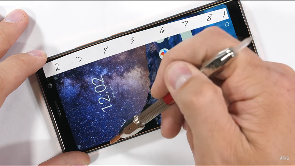 Tra tấn Nokia 7 Plus (ảnh 1) Tra tấn Nokia 7 Plus (ảnh 1)