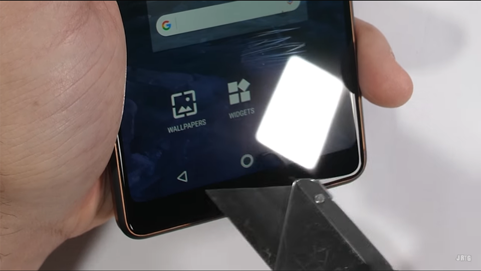 Tra tấn Nokia 7 Plus (ảnh 2) Tra tấn Nokia 7 Plus (ảnh 2)