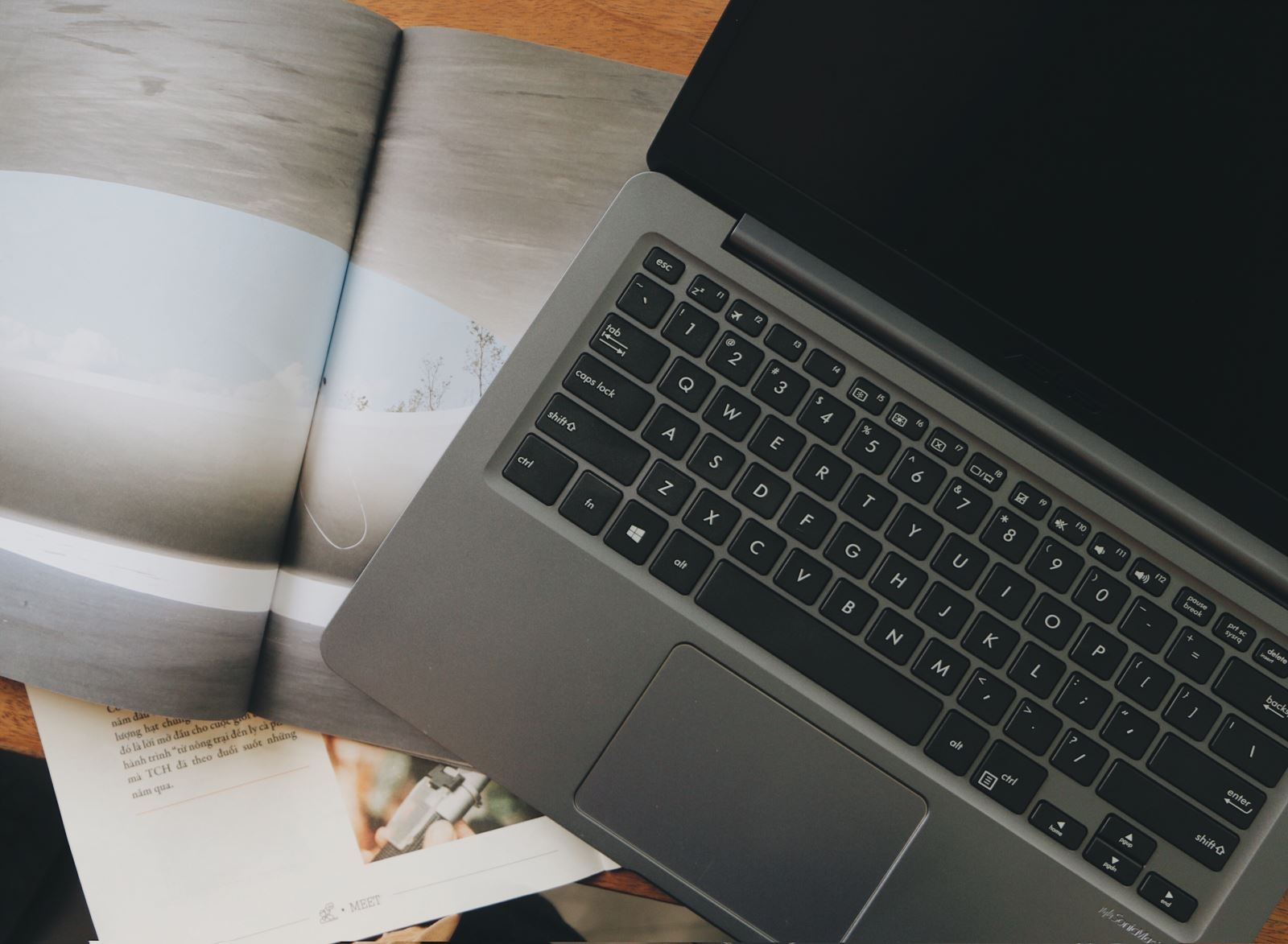 Laptop giá rẻ Chỉ với từ 4,99 triệu đồng, đến FPT Shop rinh laptop về nhà