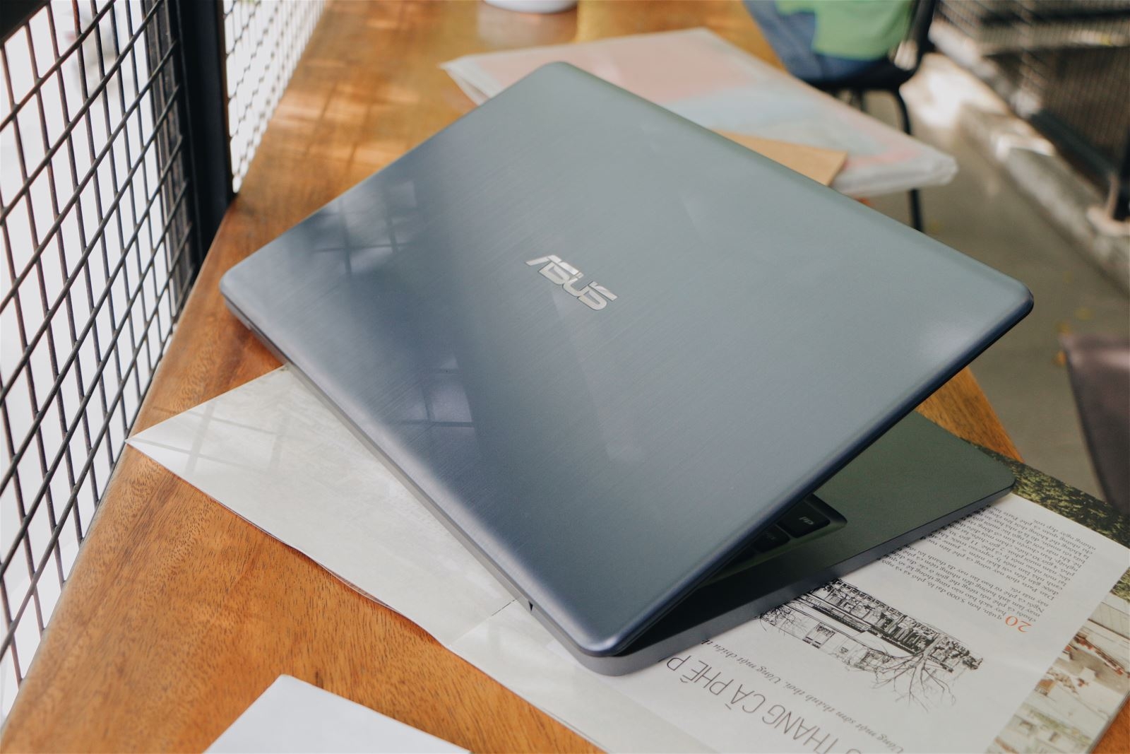 Laptop giá rẻ Chỉ với từ 4,99 triệu đồng, đến FPT Shop rinh laptop về nhà