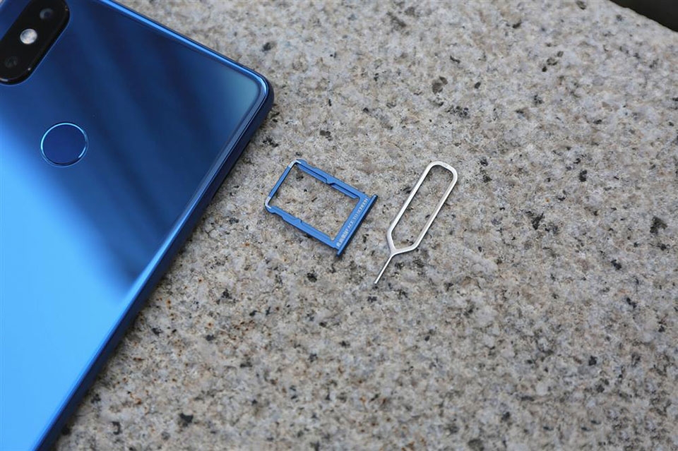 Trên tay Xiaomi Mi 8 SE Trên tay Xiaomi Mi 8 SE