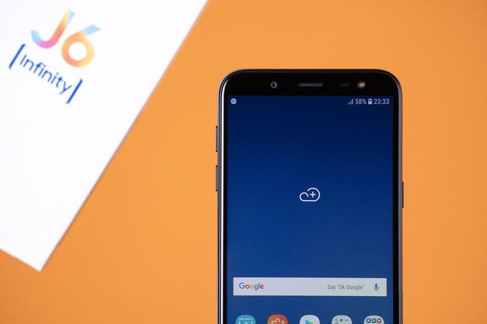 Mở hộp và trên tay Samsung Galaxy J6 2018 Mở hộp và trên tay Samsung Galaxy J6 2018
