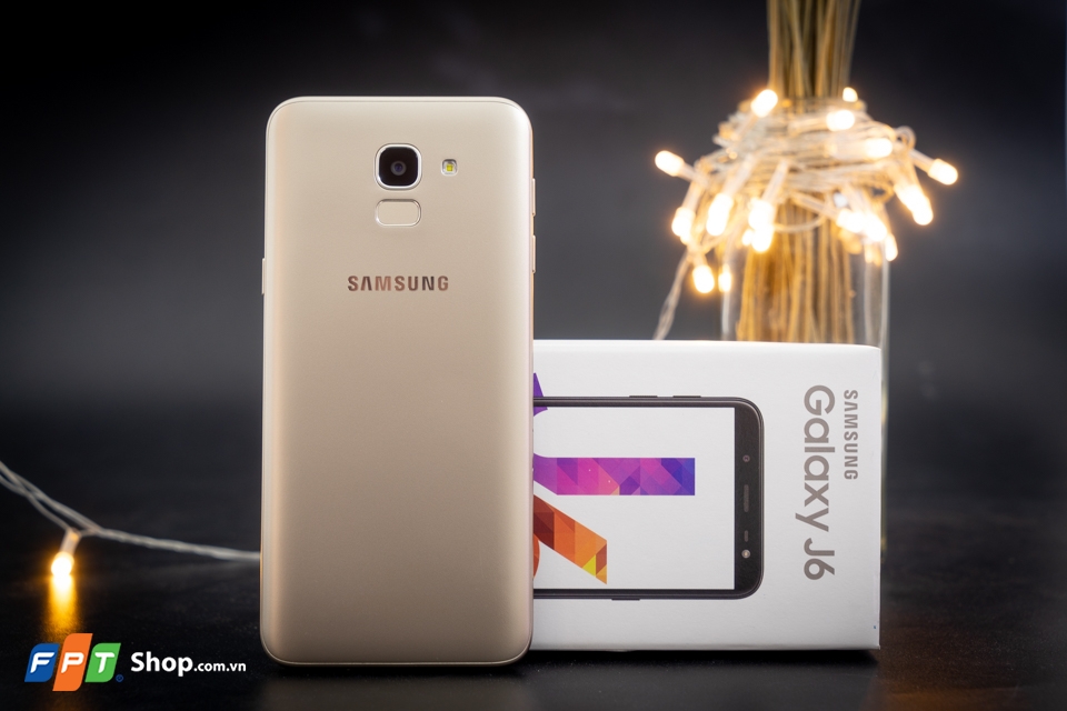 4 lý do bạn nên mua Galaxy J6 ngay lúc này.!!