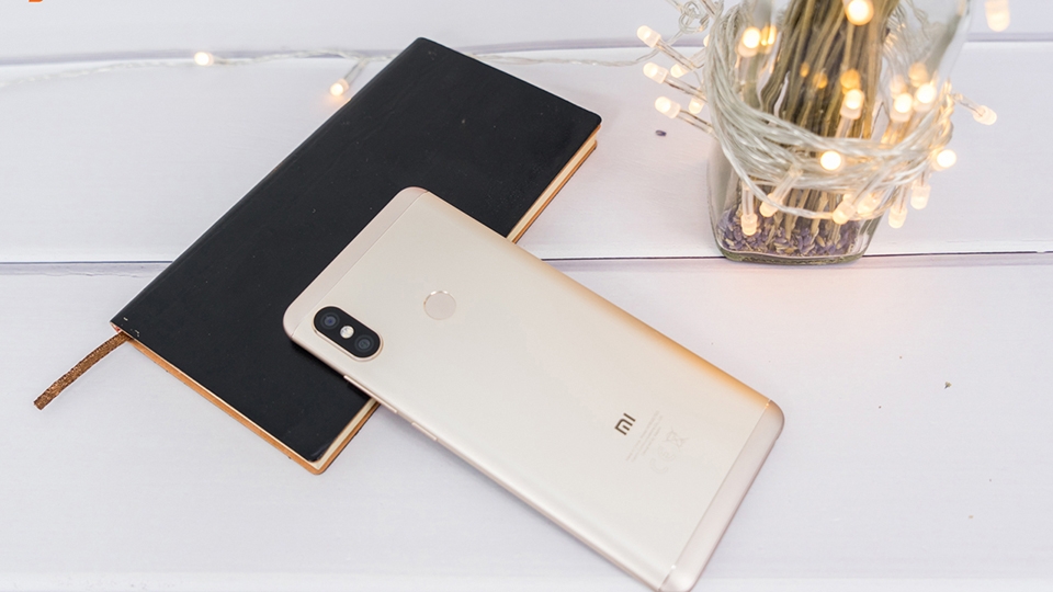 Xiaomi Redmi Note 5 (ảnh 2) Xiaomi Redmi Note 5 (ảnh 2)