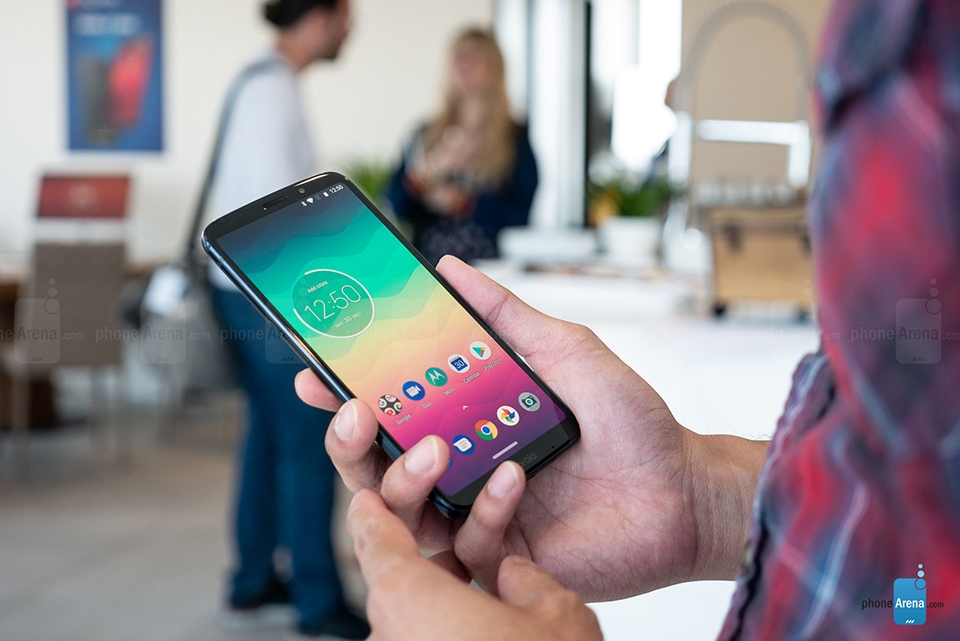 Trên tay và trải nghiệm nhanh Moto Z3 Play (ảnh 6)