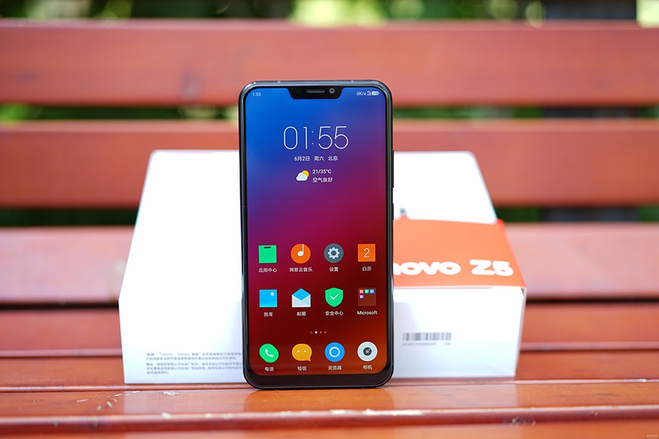 Trên tay Lenovo Z5 Trên tay Lenovo Z5