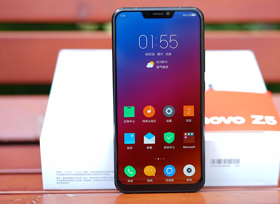 Trên tay Lenovo Z5 Trên tay Lenovo Z5