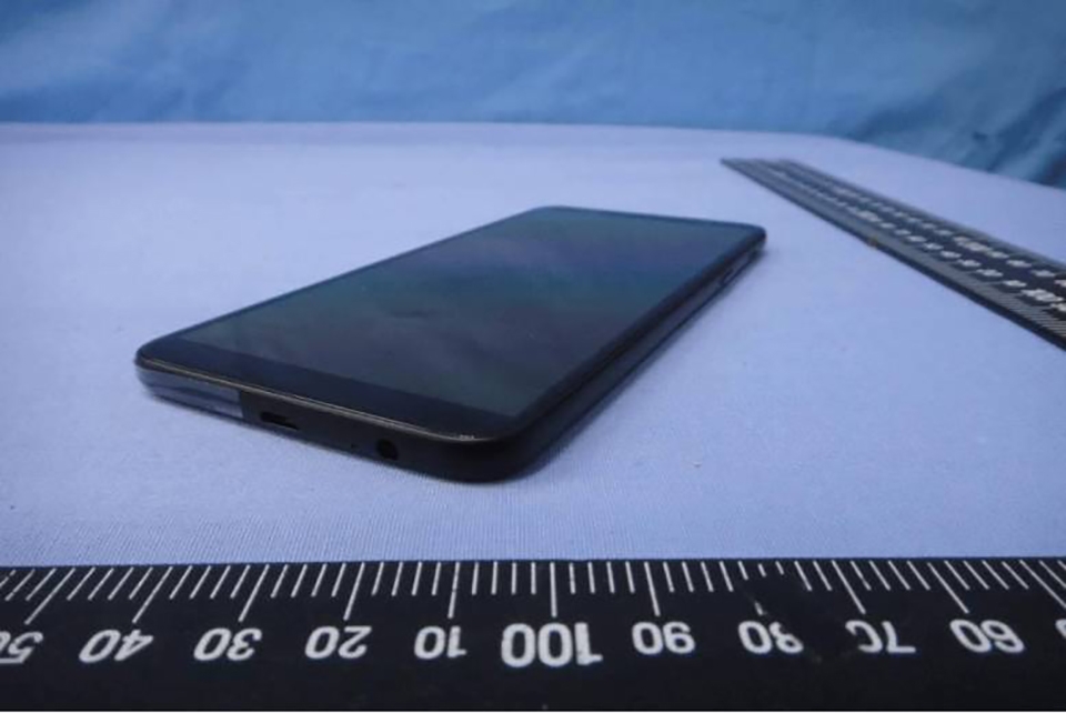 Galaxy J8 (ảnh 6)
