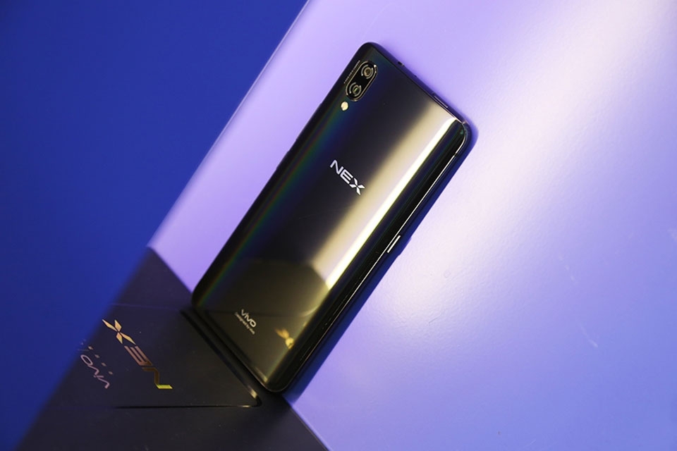 Mọi thứ về Vivo NEX: Smartphone thú vị nhất hiện nay!