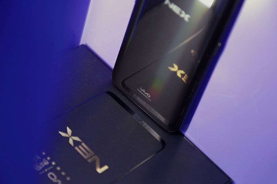 Mọi thứ về Vivo NEX: Smartphone thú vị nhất hiện nay!