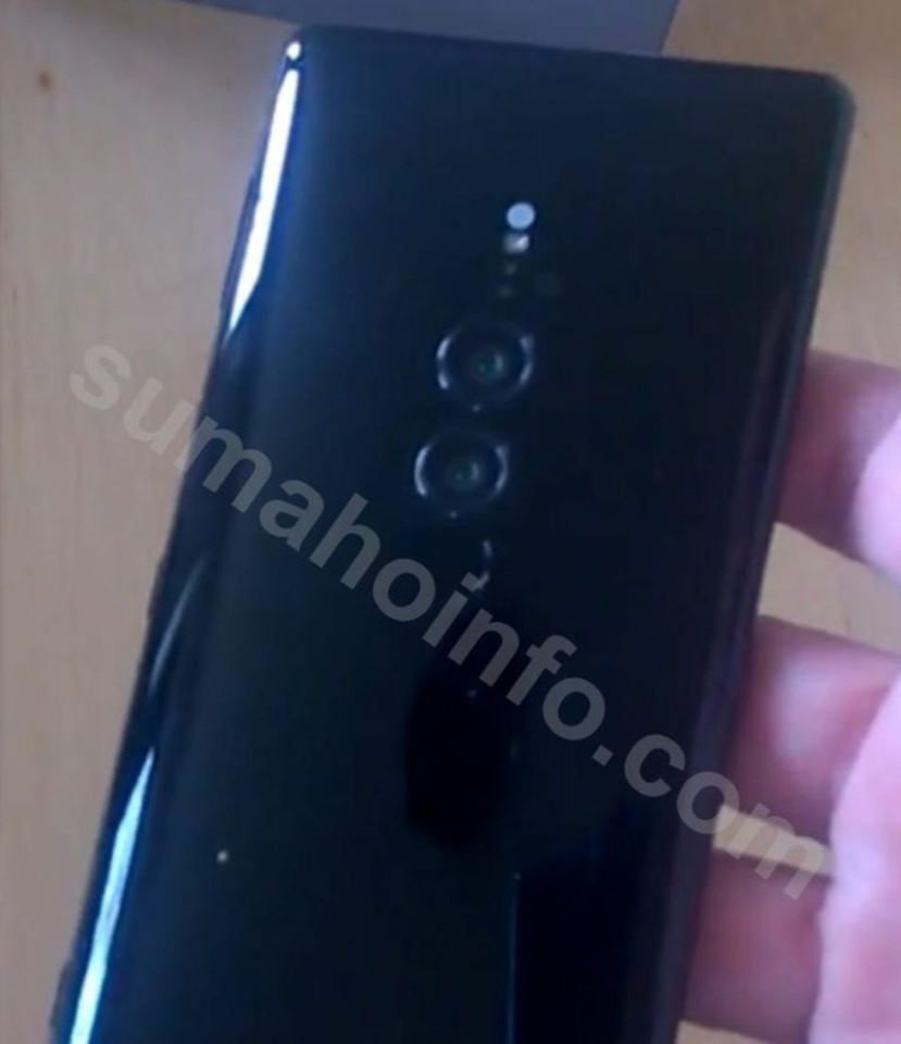 Xperia XZ3 lộ ảnh thực tế (ảnh 1) Xperia XZ3 lộ ảnh thực tế (ảnh 1)