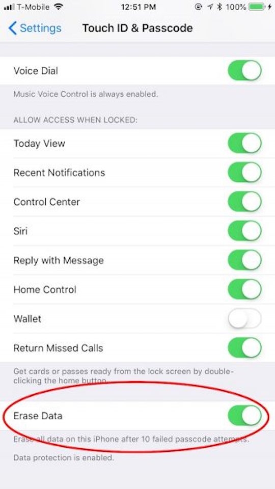 Tự động xóa dữ liệu trên iPhone khi nhập sai 10 lần Passcode.