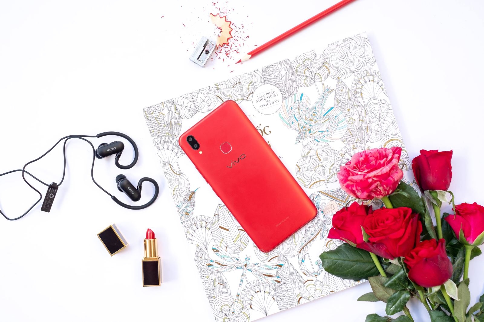 Vivo V9 trình làng sắc đỏ siêu quyến rũ với giá sốc 7,99 triệu đồng tại FPT Shop