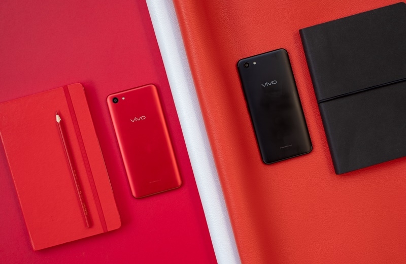 Chân dung Vivo Y81: siêu phẩm "tí hon" chuẩn bị lên kệ tại Việt Nam - Hình 2
