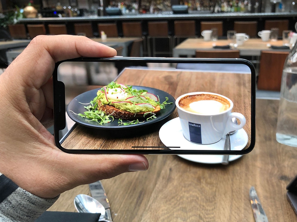 Camera iPhone đã cải thiện như thế nào từ 6S Plus đến X (ảnh 1)