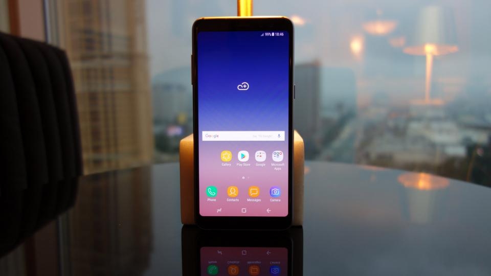 Samsung A8