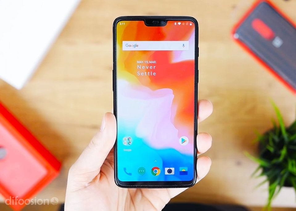 Apple vs Xiaomi Apple vs Xiaomi