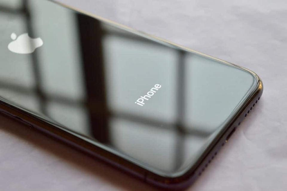 Thả rơi iPhone X (ảnh 2) Thả rơi iPhone X (ảnh 2)