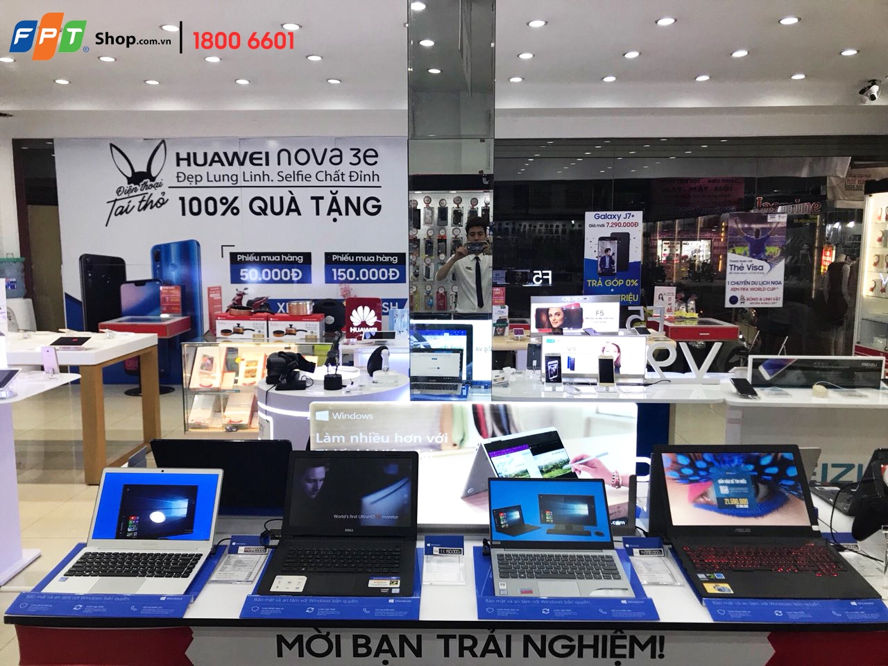 FPT Shop tặng bộ quà đến 2 triệu đồng cho khách mua laptop gaming