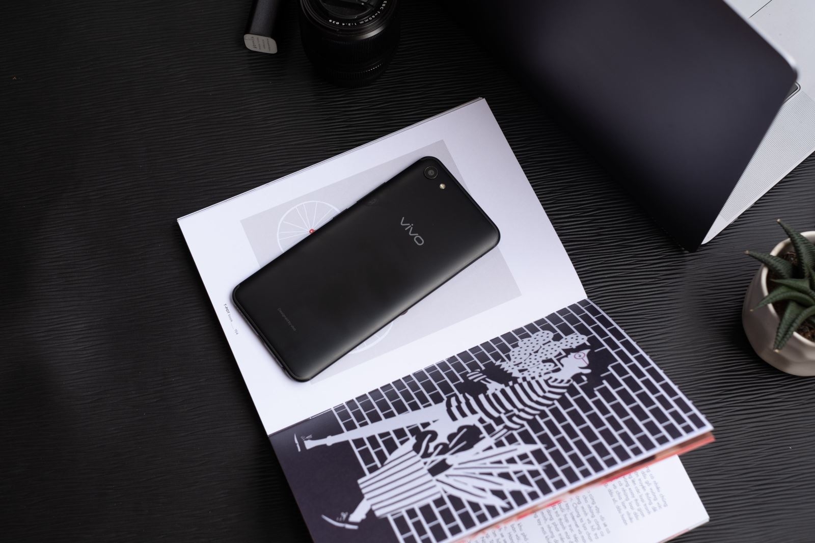 Vivo Y81 lộ diện tại FPT Shop với giá sốc chỉ 4,99 triệu đồng