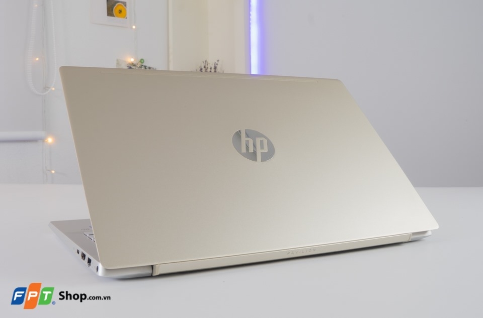 HP Pavilion 14-ce0024TU đáng mua hay không? HP Pavilion 14-ce0024TU đáng mua hay không?