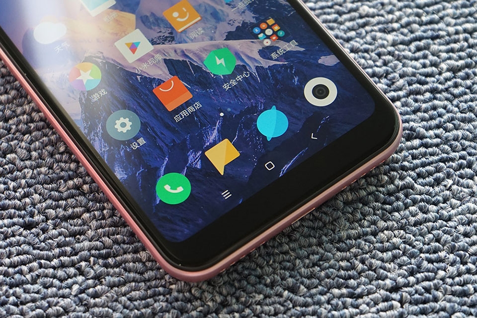 Trên tay Xiaomi Redmi 6 Pro