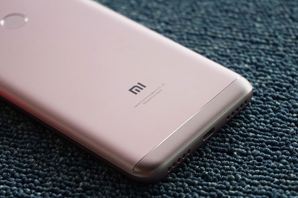Trên tay Xiaomi Redmi 6 Pro