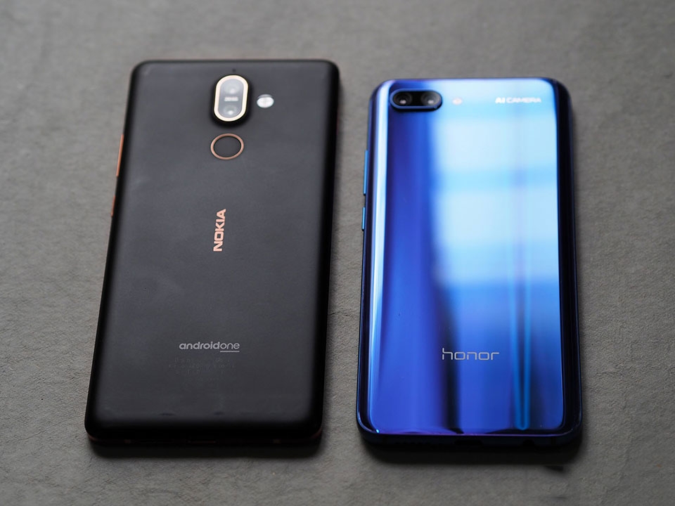So sánh Honor 10 vs Nokia 7 Plus So sánh Honor 10 vs Nokia 7 Plus