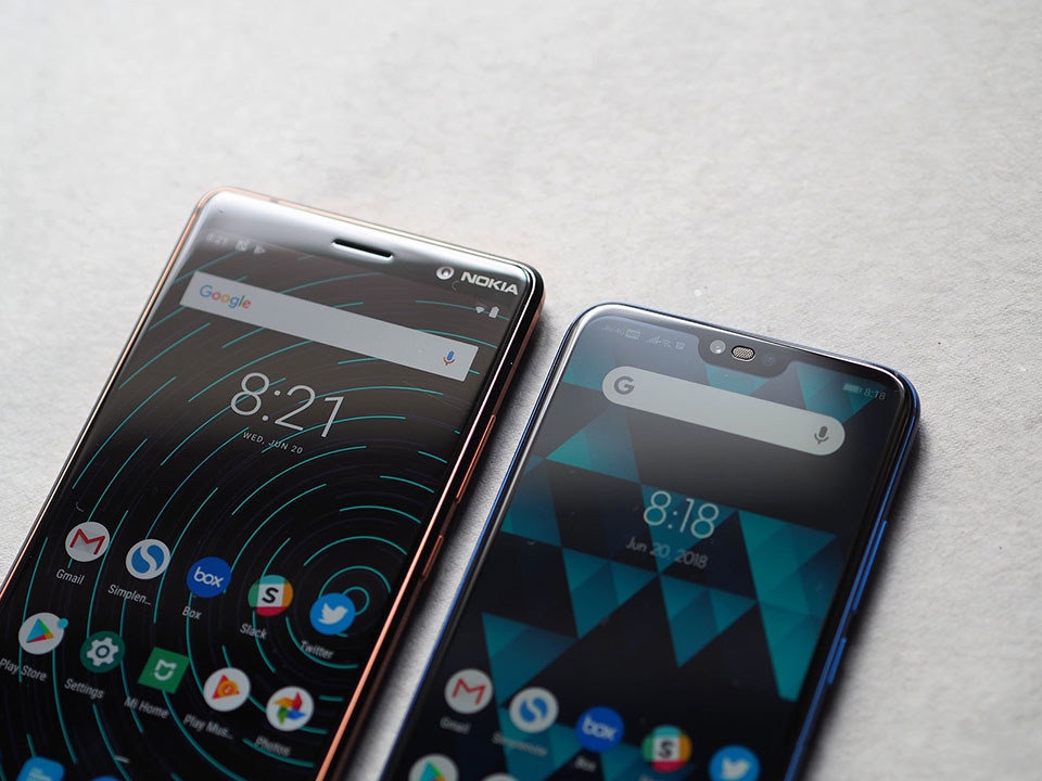 So sánh Honor 10 vs Nokia 7 Plus So sánh Honor 10 vs Nokia 7 Plus