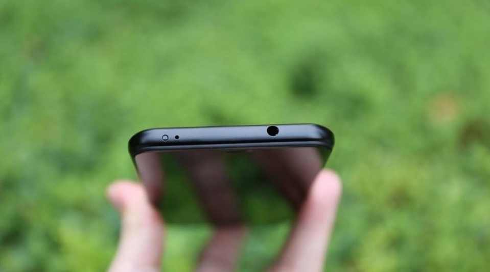 Đánh giá nhanh Xiaomi Redmi 6 Pro (ảnh 21) Đánh giá nhanh Xiaomi Redmi 6 Pro (ảnh 21)