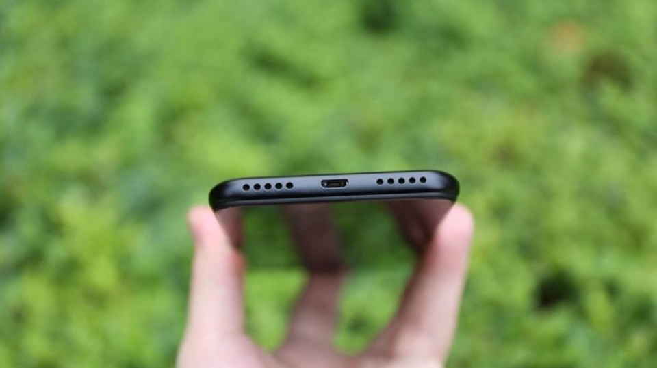 Đánh giá nhanh Xiaomi Redmi 6 Pro (ảnh 22) Đánh giá nhanh Xiaomi Redmi 6 Pro (ảnh 22)