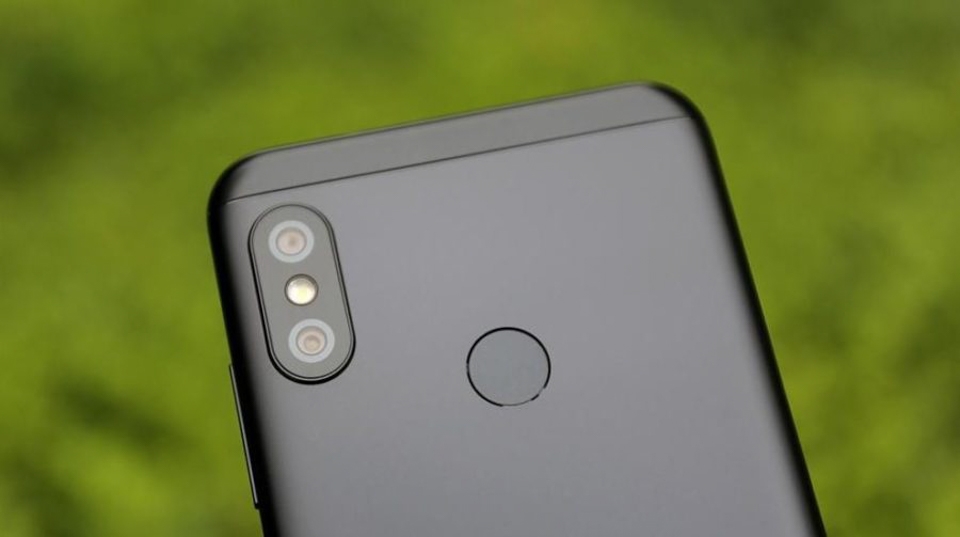 Đánh giá nhanh Xiaomi Redmi 6 Pro (ảnh 9) Đánh giá nhanh Xiaomi Redmi 6 Pro (ảnh 9)