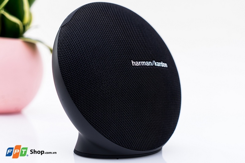 loa Harman Kardon Onyx Mini