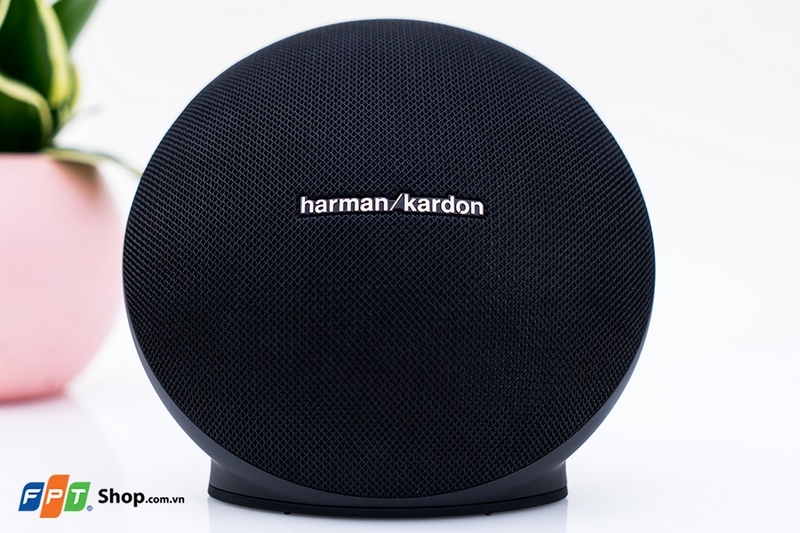 loa Harman Kardon Onyx Mini