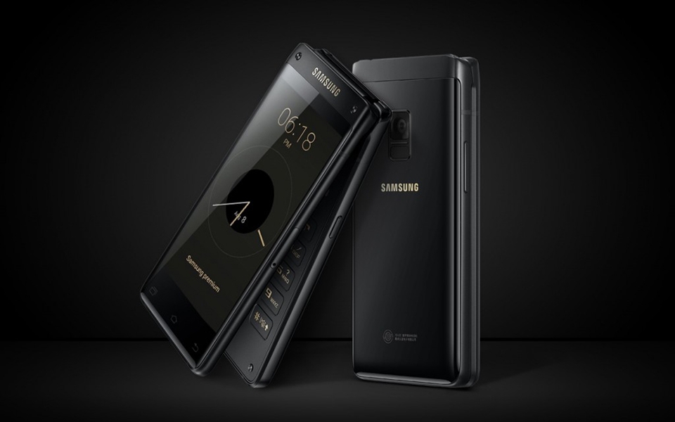Samsung W2018