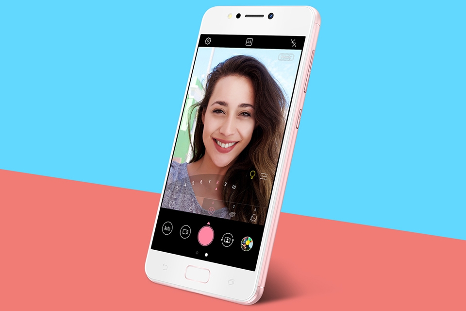 Camera selfie 16MP giúp bạn thỏa sức chụp ảnh với chất lượng hoàn hảo