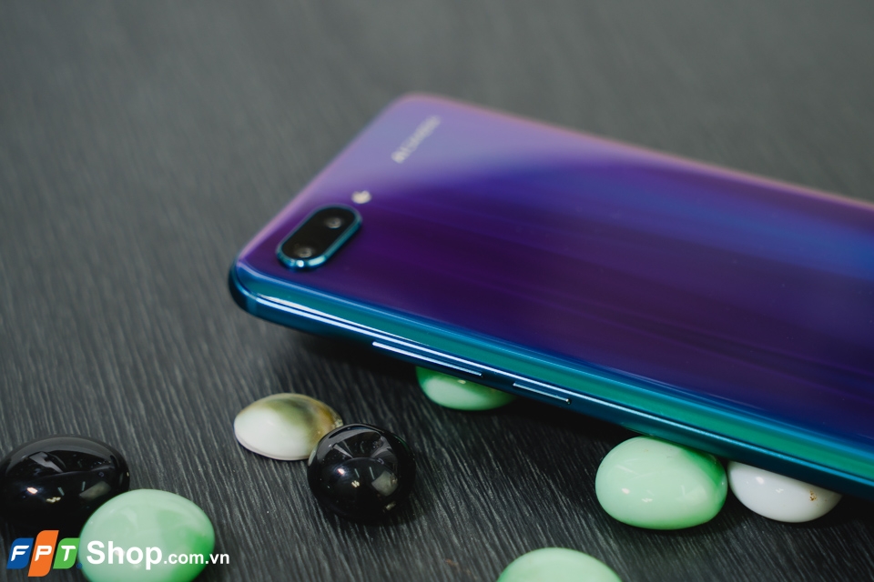Trên tay Honor 10 03