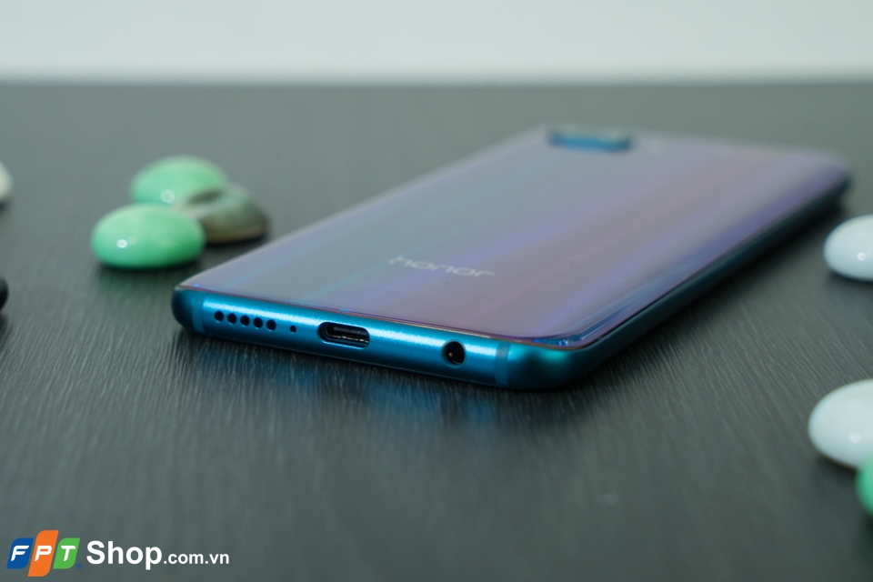 Trên tay Honor 10 02