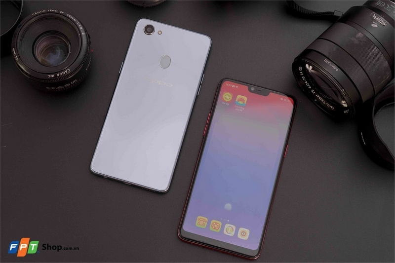 OPPO F7 OPPO F7