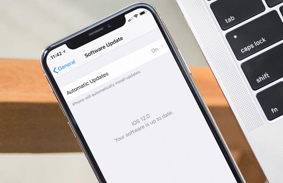 iOS 12: Cách bật cập nhật iOS tự động trên iPhone, iPad iOS 12: Cách bật cập nhật iOS tự động trên iPhone, iPad