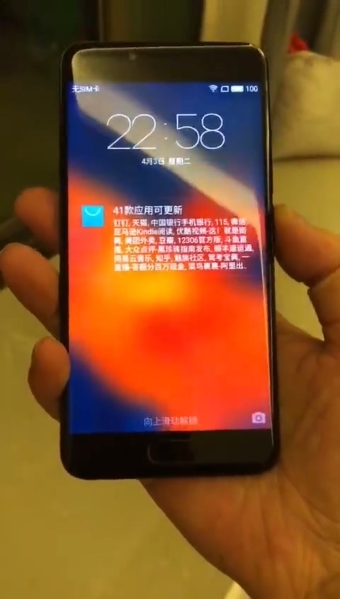 Smartphone mới của Meizu với màn hình phụ đã lộ diện