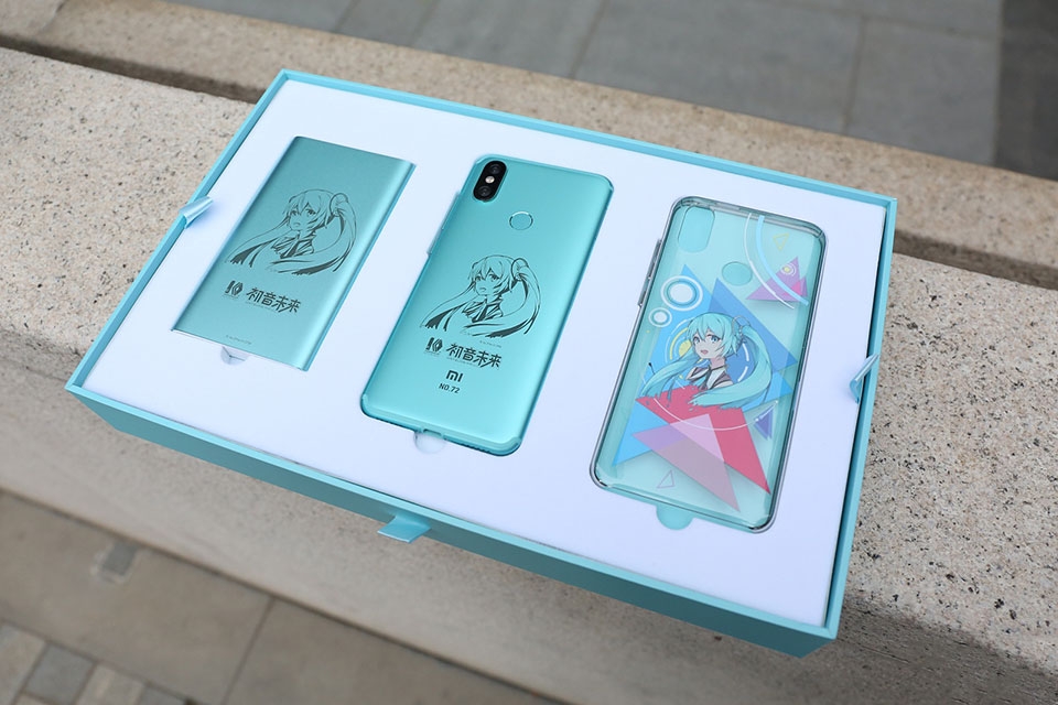 Xiaomi Mi 6X Hatsune Miku Special Edition