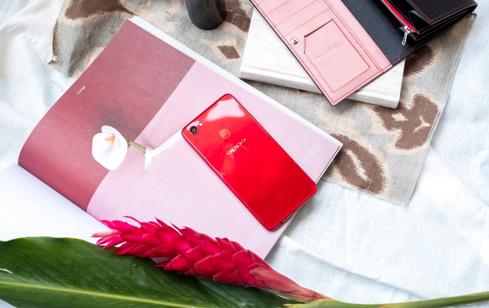 OPPO F7/F7 128GB giảm bung nóc đến 1 triệu đồng tại FPT Shop