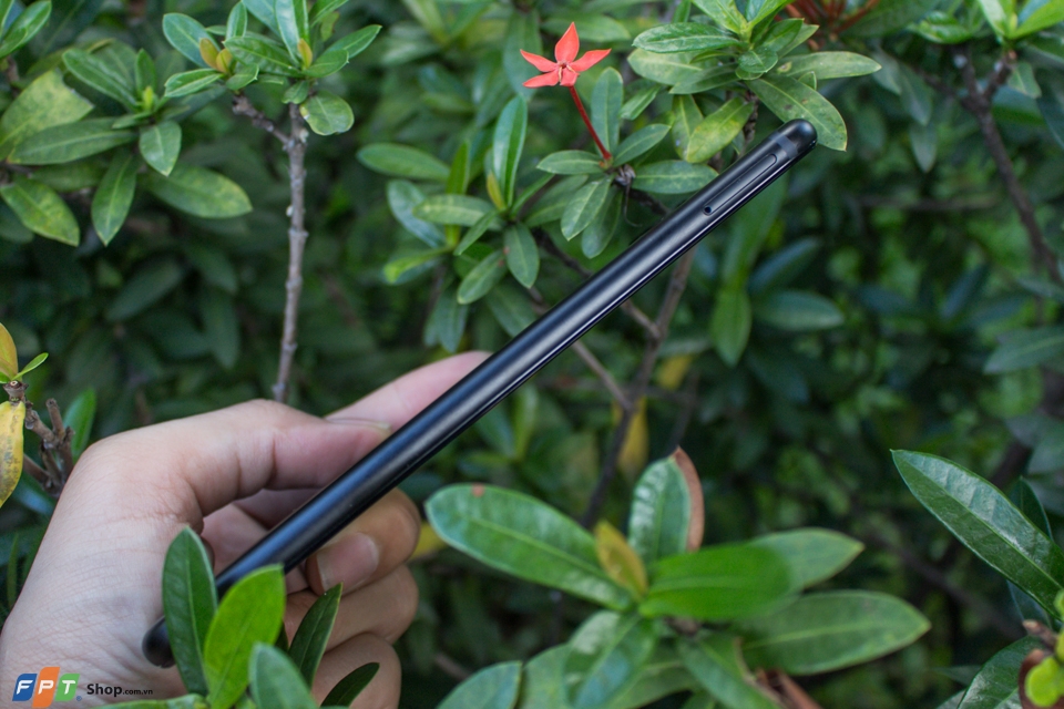 thiết kế Honor Play 07