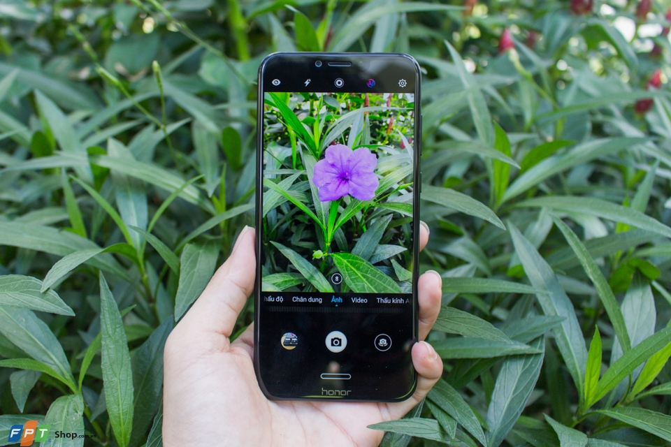 thiết kế Honor Play 09