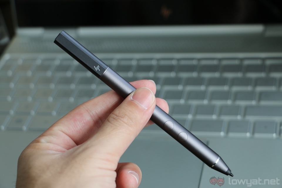 Bút Active Stylus có thể trở thành phụ kiện thời trang nhờ thiết kế cao cấp.