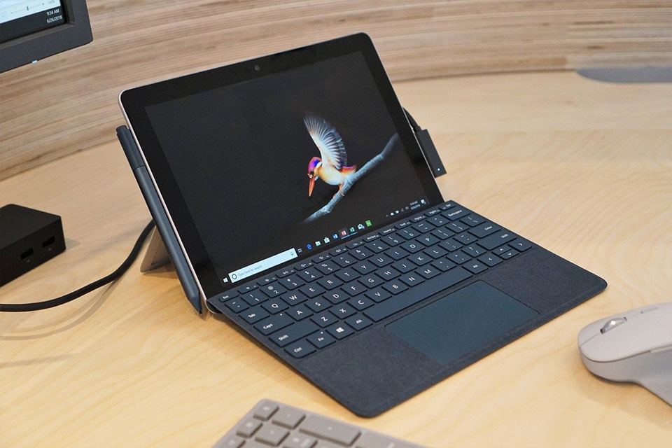 Trên tay Surface Go Trên tay Surface Go