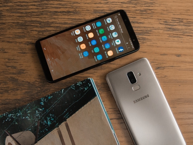 Galaxy J8