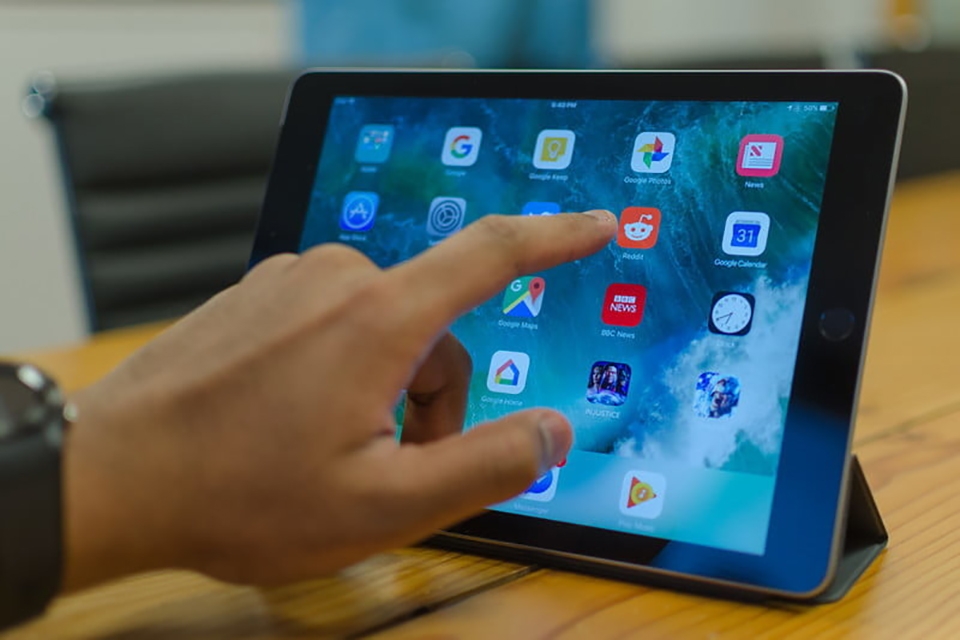 So sánh Surface với iPad (ảnh 2)